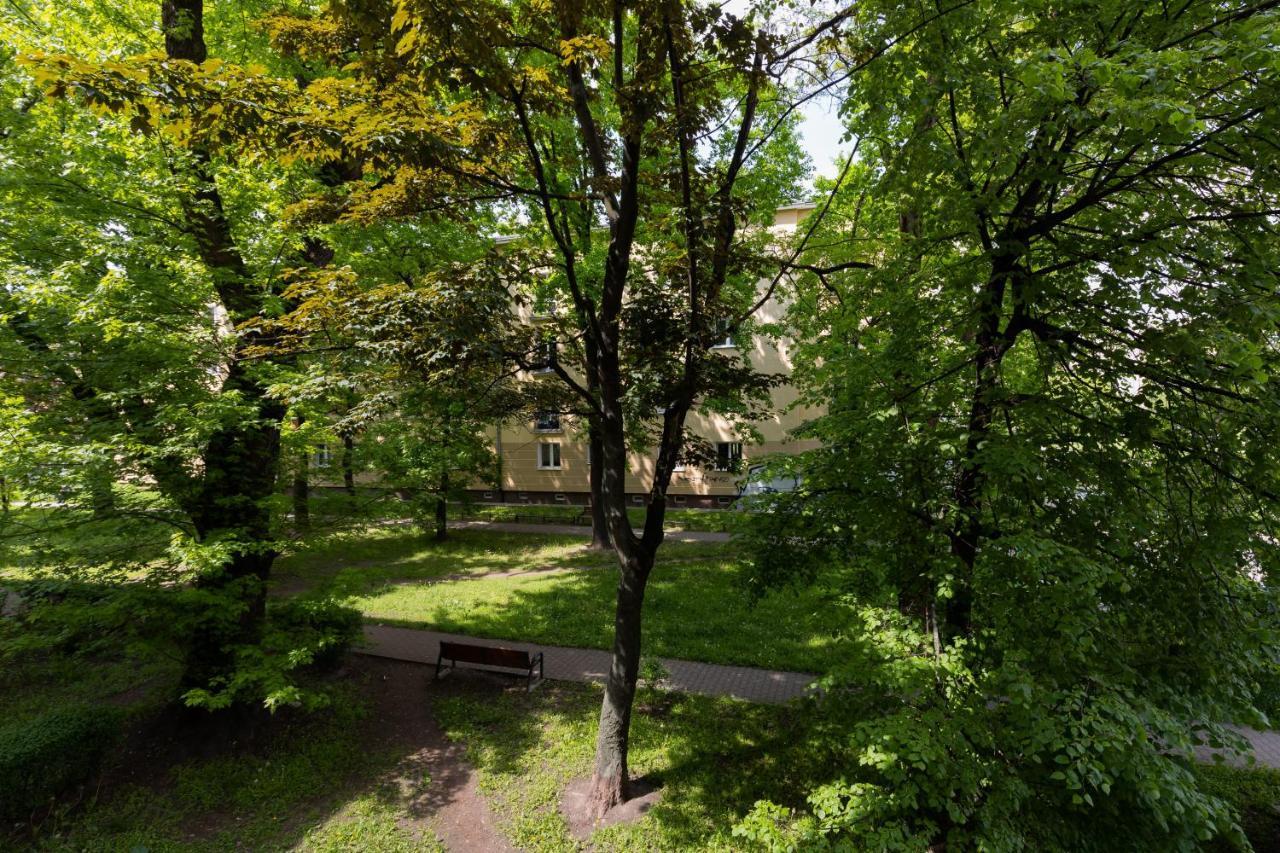 Bright Apartment Wola Near Metro Station By Noclegi Renters Варшава Екстериор снимка